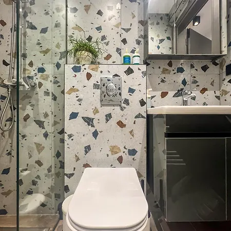 Apartment Homevision Modern Central *